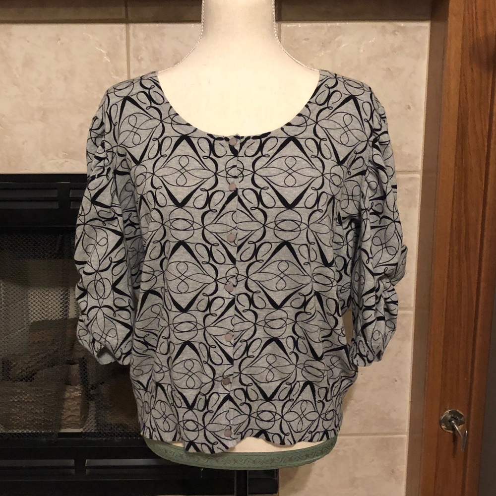 Pretty sweater from Hampshire Studio